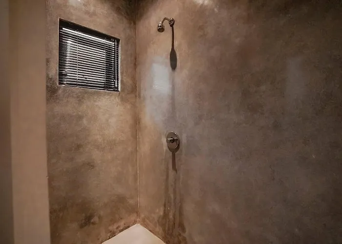 Elegant 5 Bdr In The Heart Of *